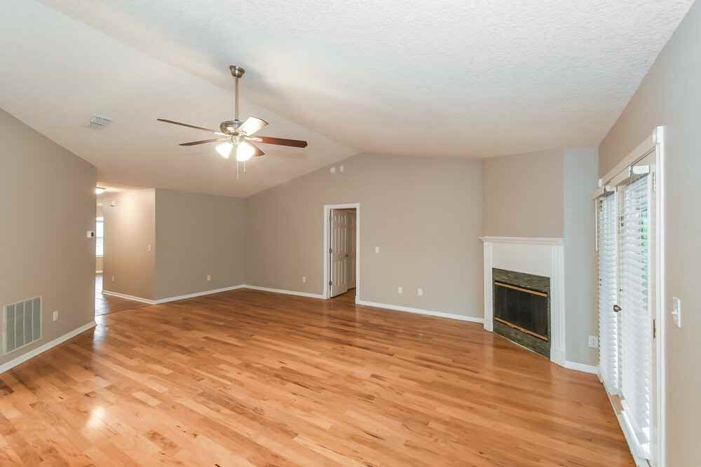 4737 Kernan Mill Ln E - Photo 3 of 16