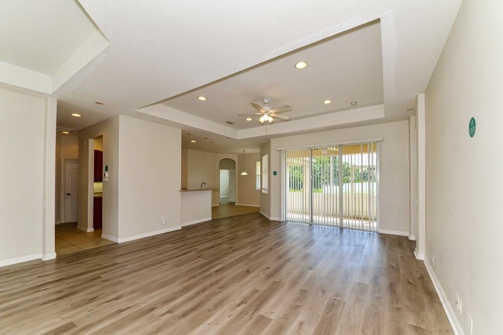 12544 30th Street Cir E - Photo 3 of 16