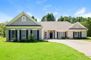 featured image of 1101 E Shoreview Rd