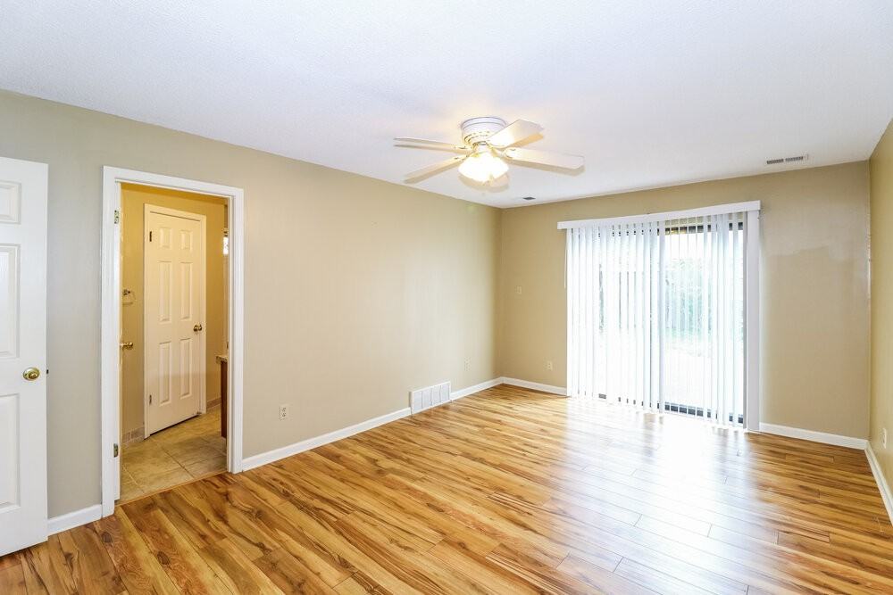 1611 Oaken Bucket Dr - Photo 5 of 25