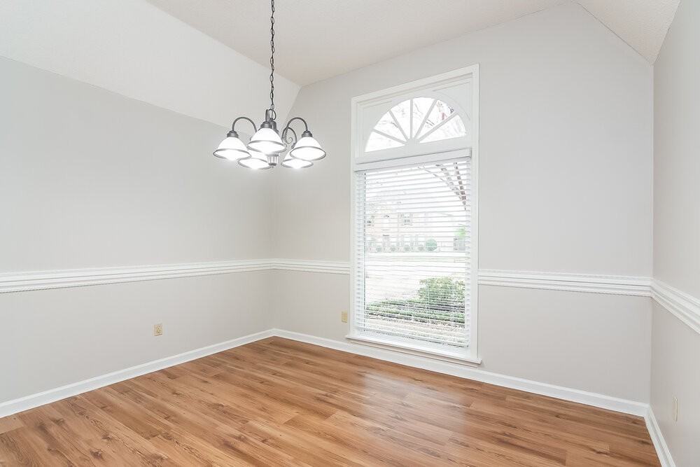 8679 Old Post Rd - Photo 4 of 15