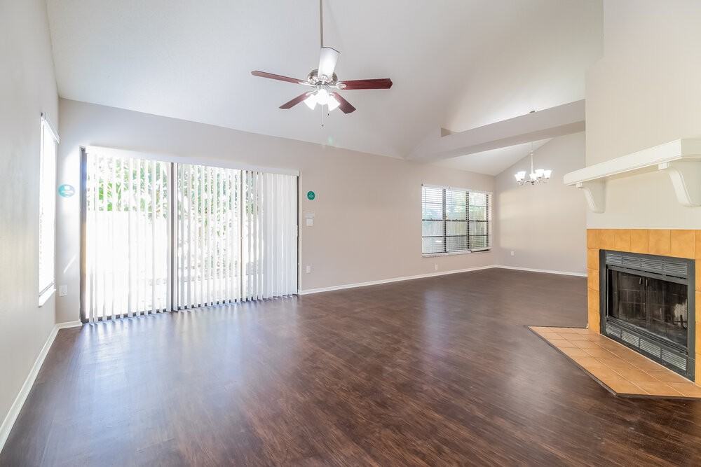 395 Cidermill Pl - Photo 4 of 17
