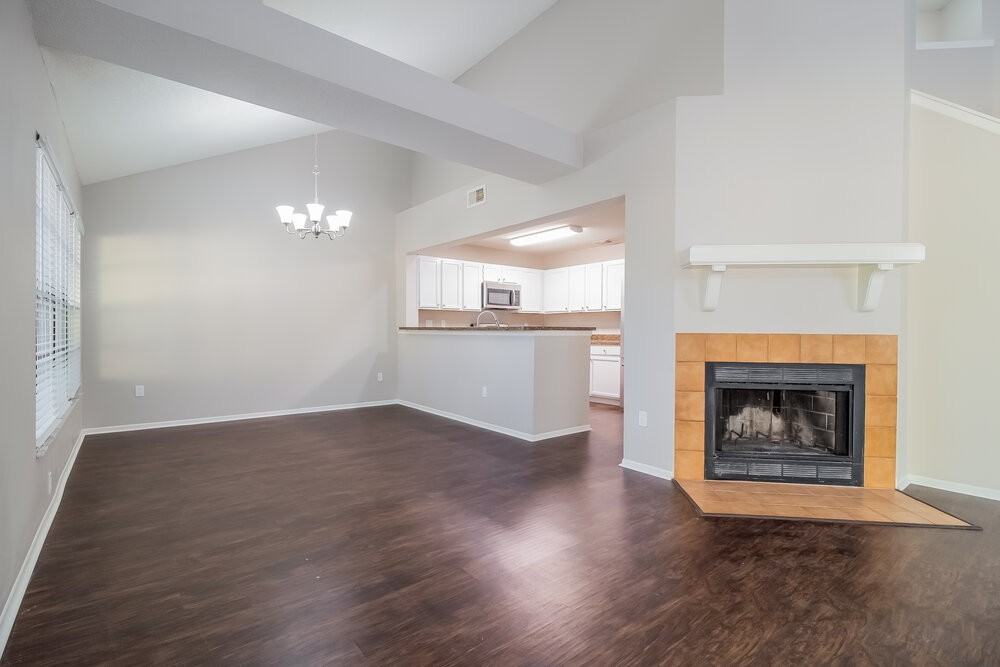 395 Cidermill Pl - Photo 5 of 17