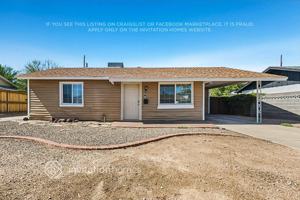 featured image of 422 E Papago Dr