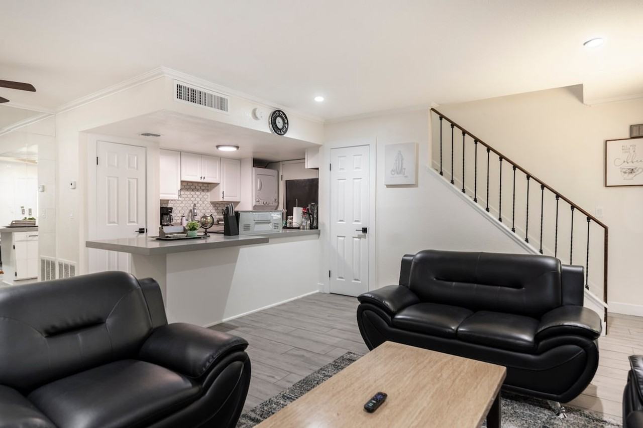 1417 Elizabeth Ave #1585223P - Photo 7 of 31