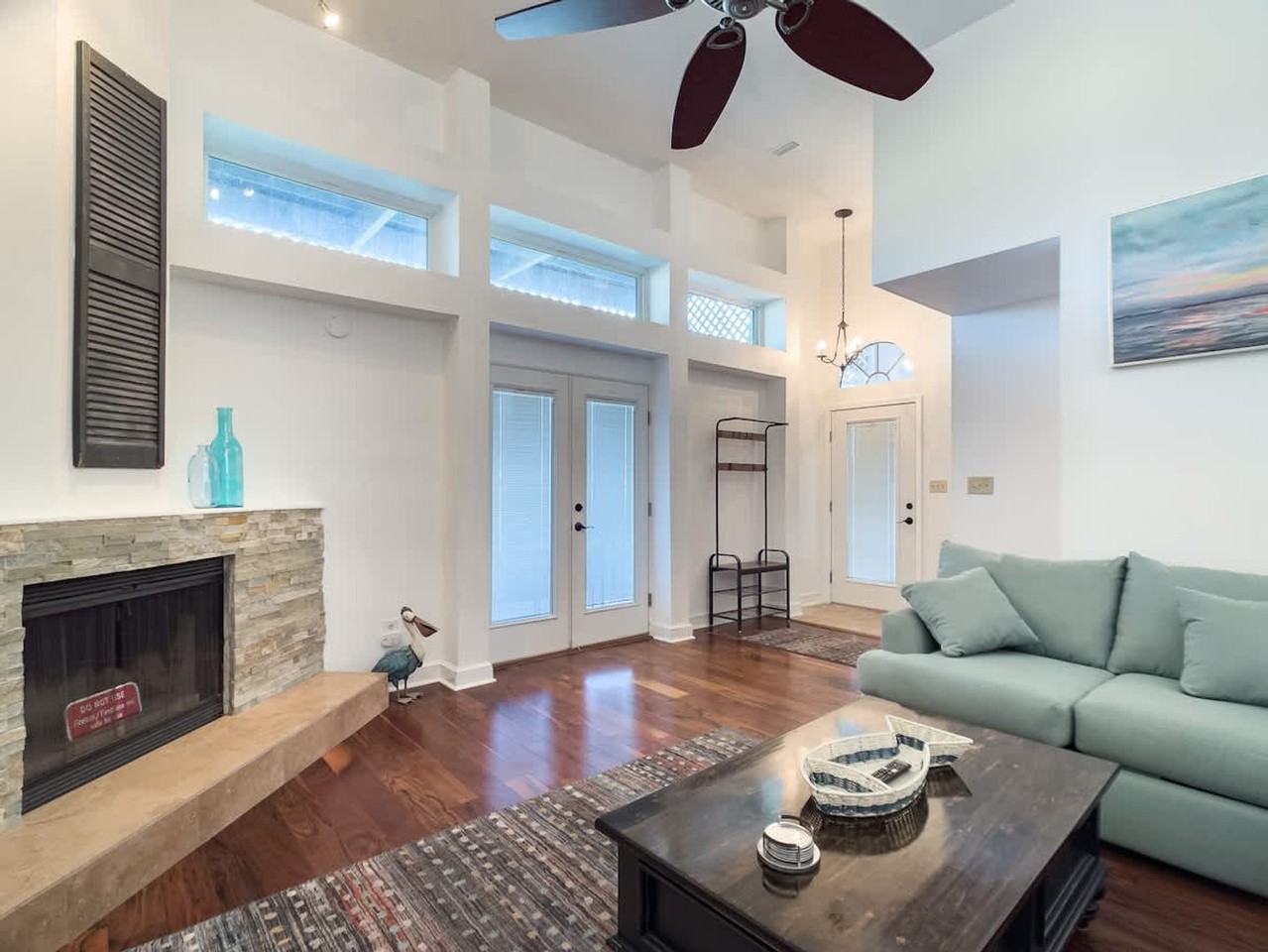 13420 Valerie Dr #1585616P - Photo 4 of 41
