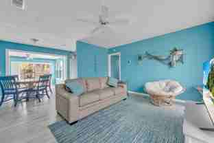 4 Adkinson Dr - Photo 1 of 1