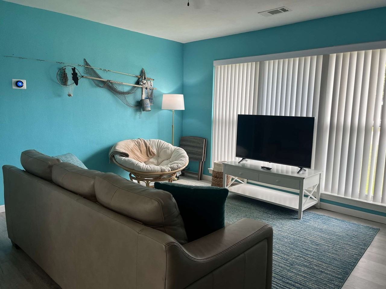 4 Adkinson Dr #1585621P - Photo 5 of 37