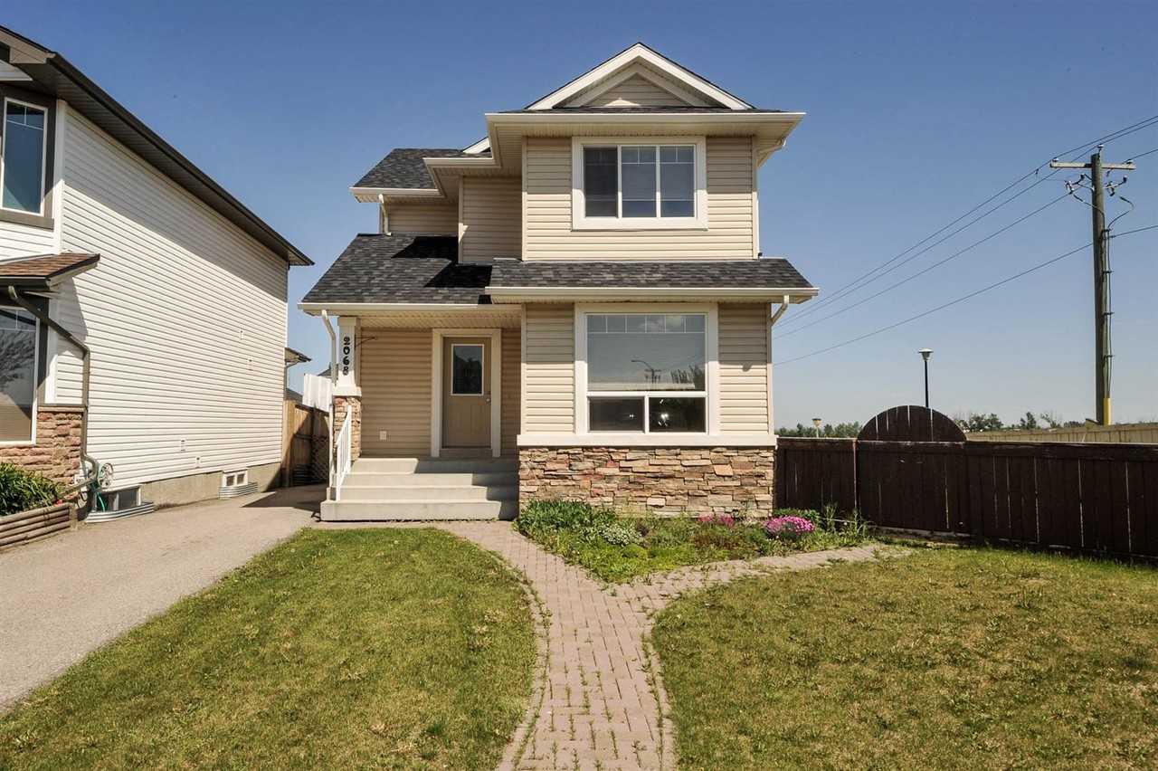 2068 Bridlemeadows Manor SW - Photo 3 of 37