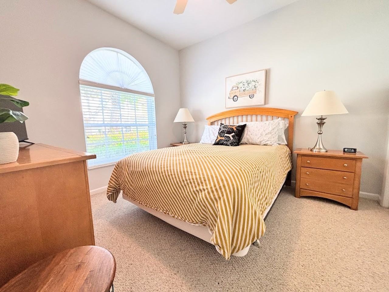 9225 Wentworth Ln #1586024P - Photo 6 of 23
