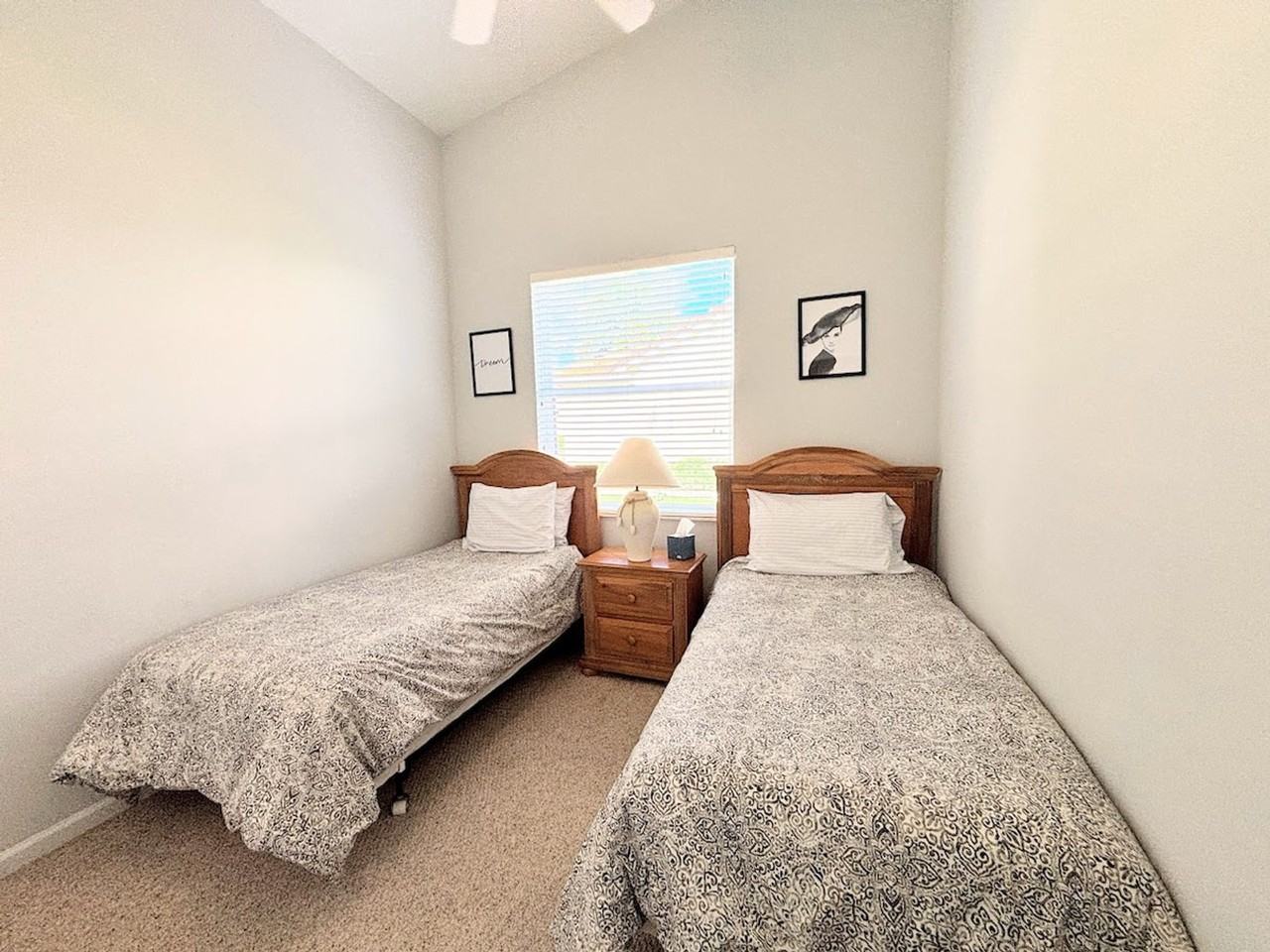 9225 Wentworth Ln #1586024P - Photo 7 of 23