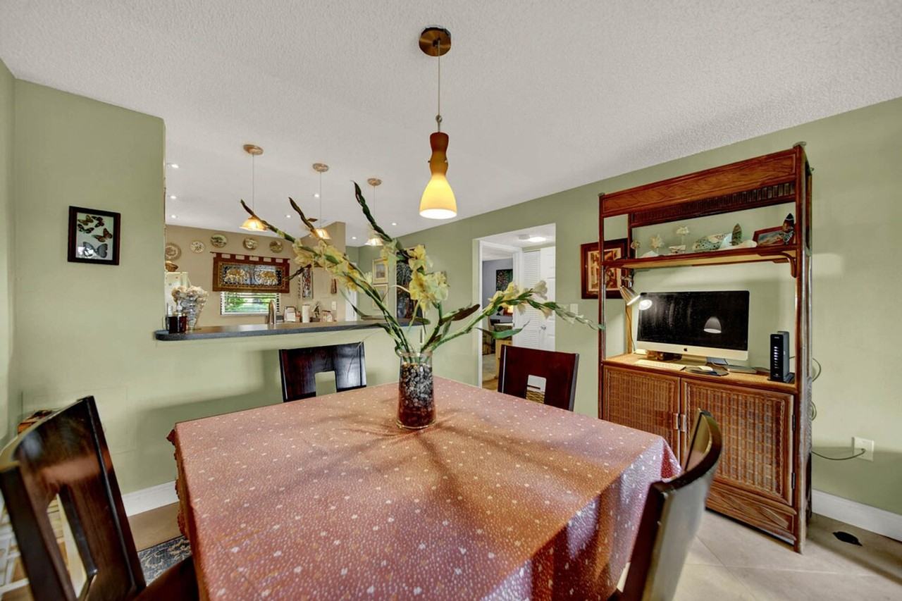 7601 S Ocean Dr #1586029P - Photo 4 of 13