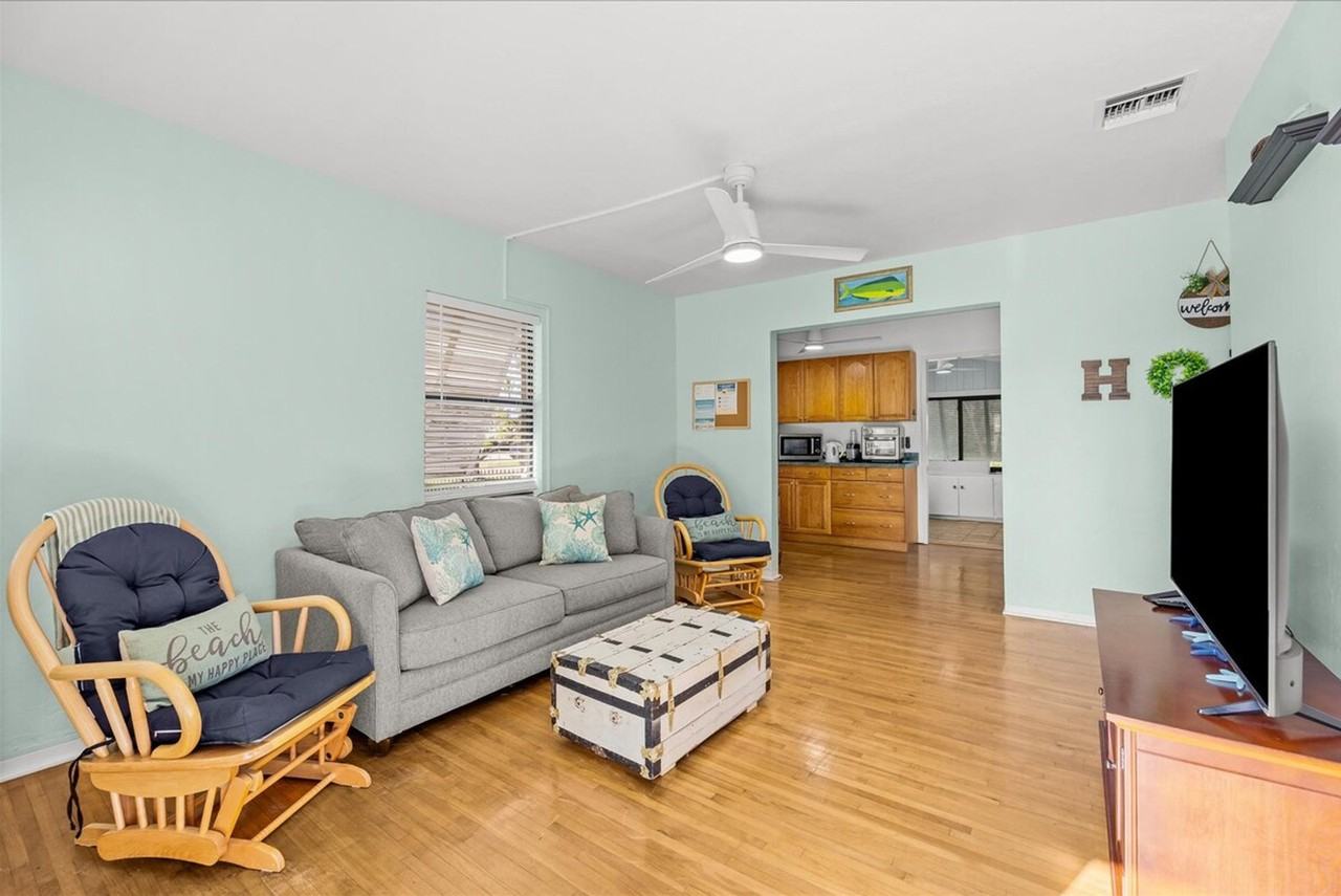 306 Fernandina St #1586035P - Photo 6 of 45