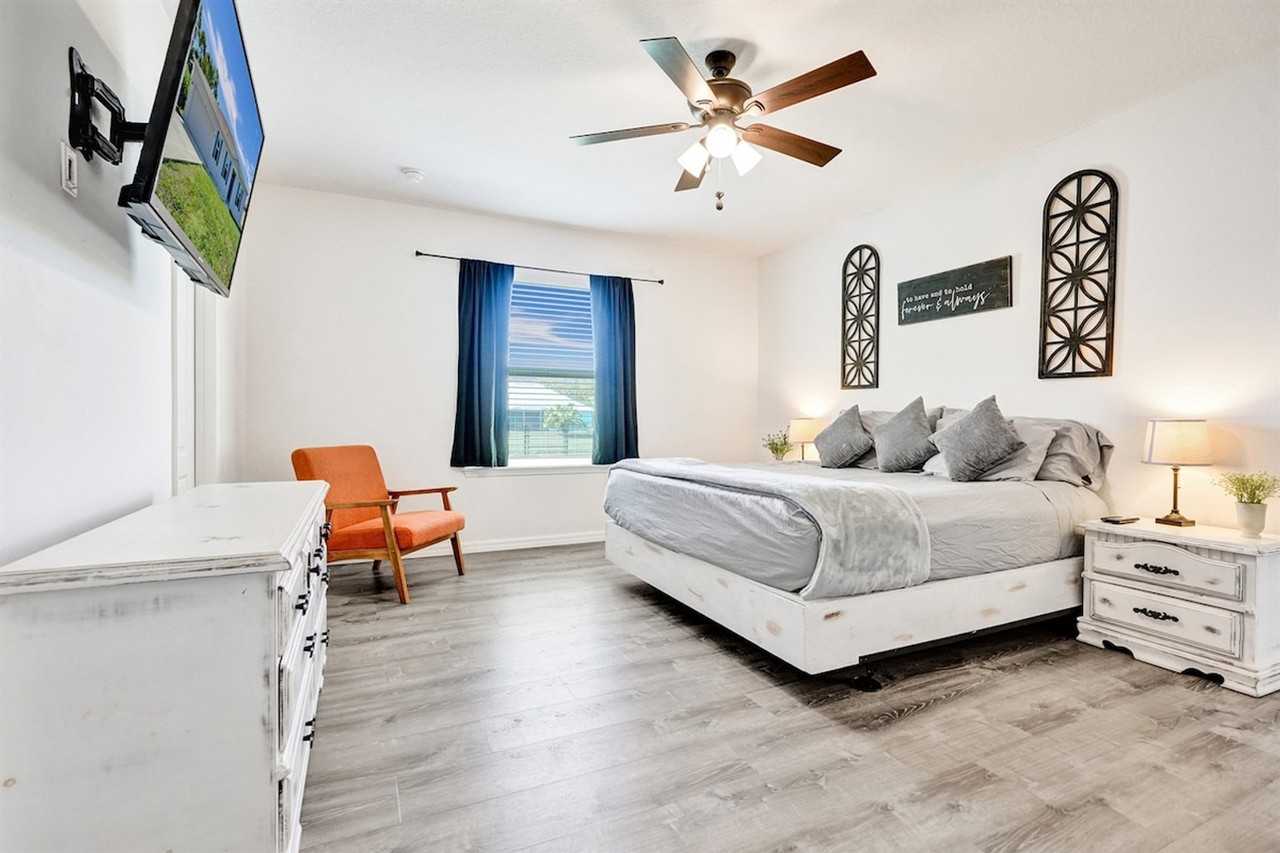1744 Se North Blackwell Dr #1586049P - Photo 7 of 24