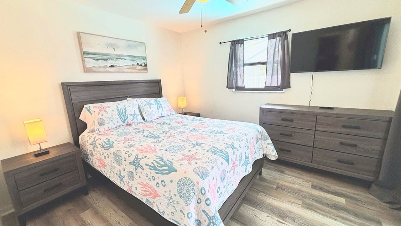 2120 Se Trillo St #1586034P - Photo 6 of 21
