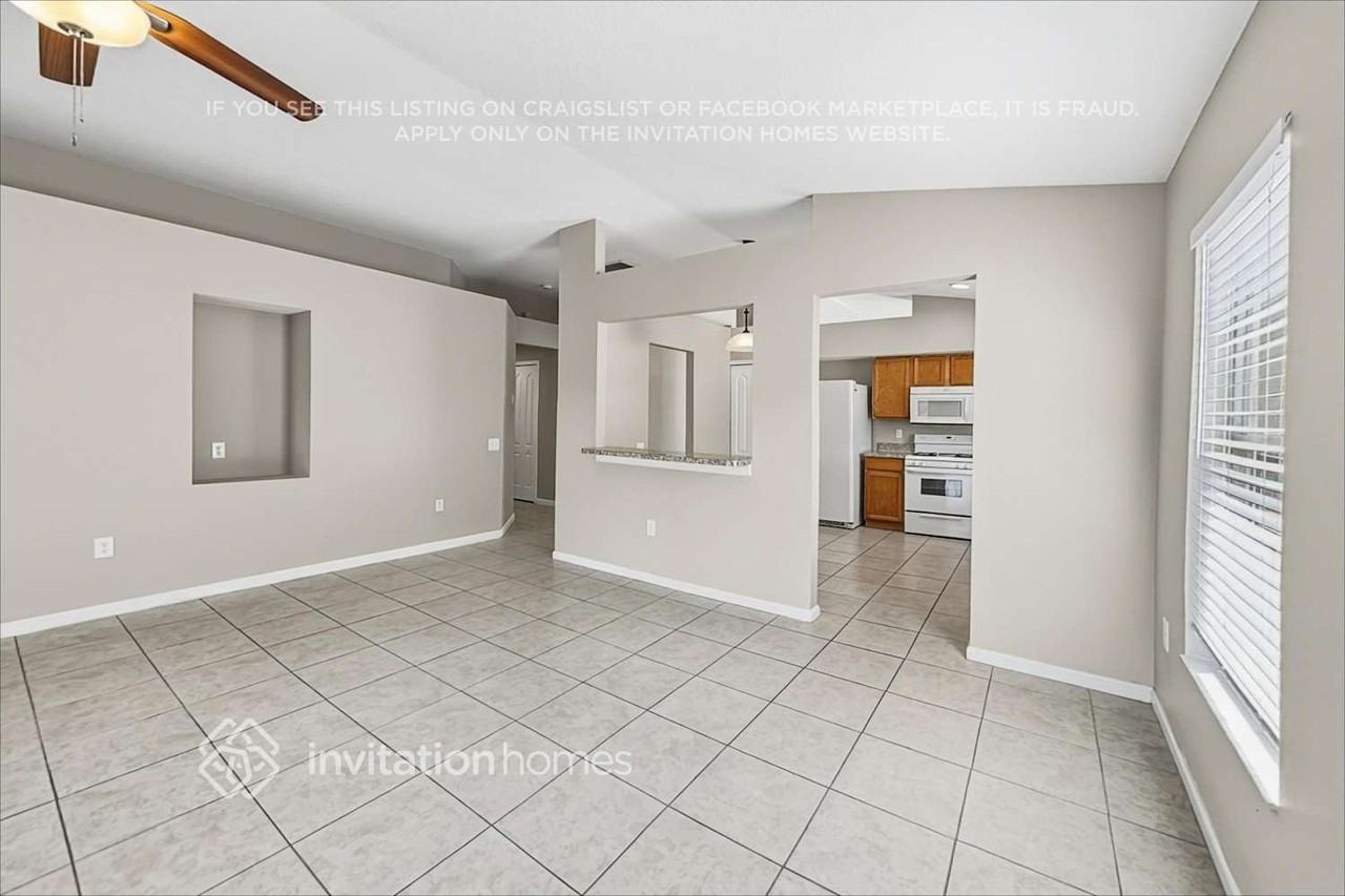 30237 Glenham Ct - Photo 7 of 17