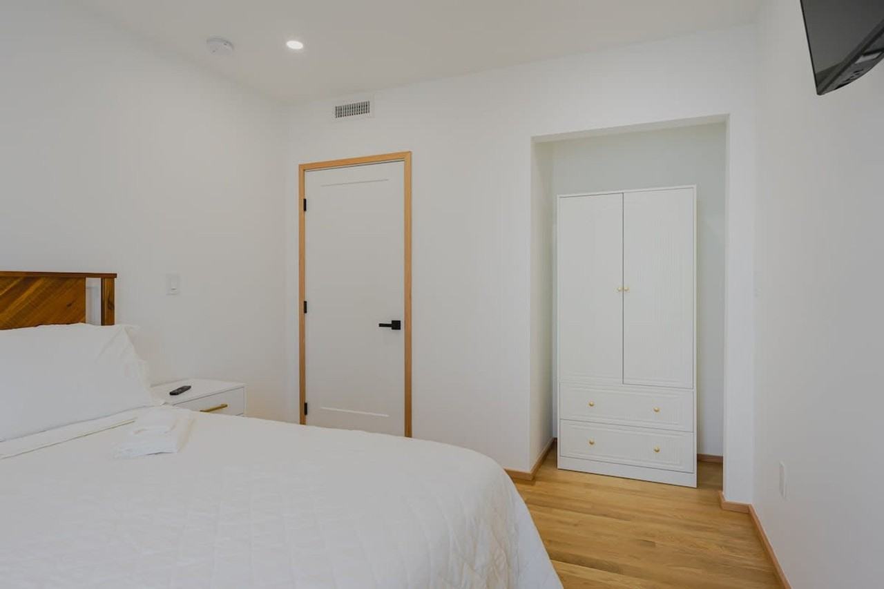 95 Bennington St #1593983P - Photo 3 of 16