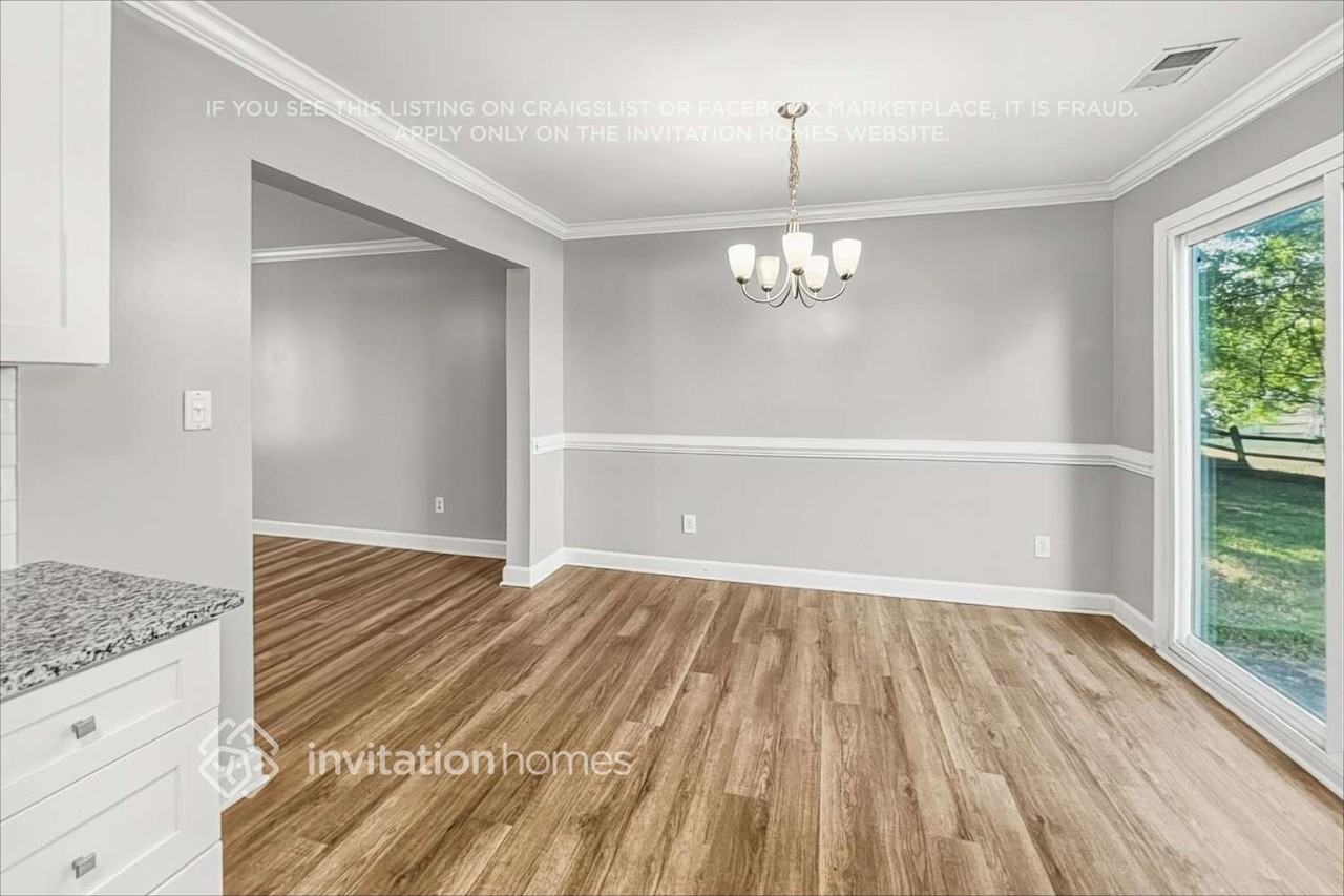 410 Queens Dr Sw - Photo 7 of 21