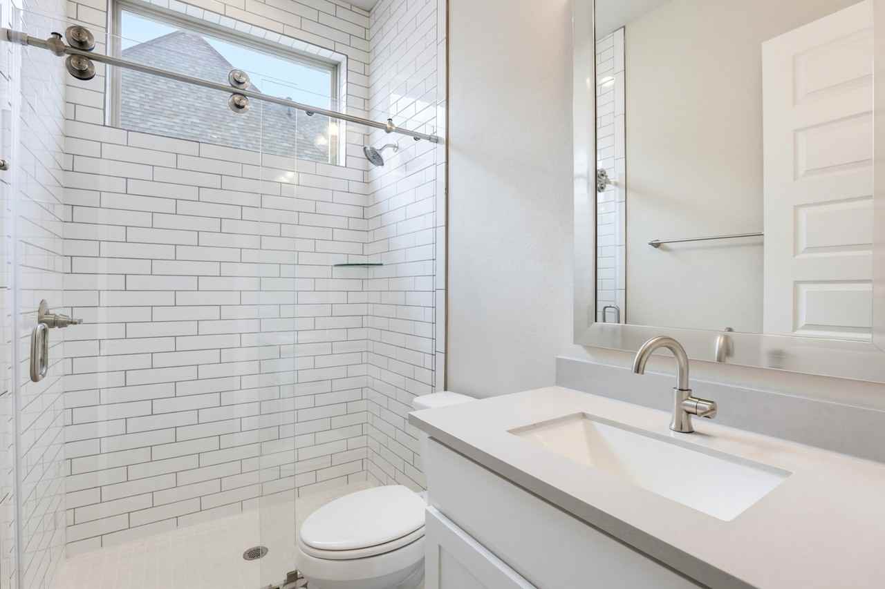3034 Daplyn Park #1 - Photo 6 of 28