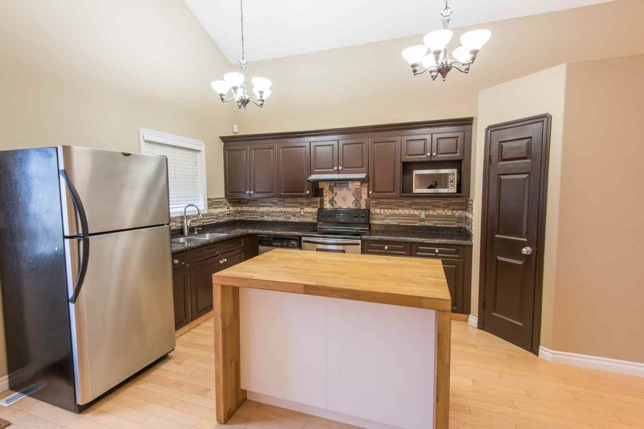 16222 83 St NW - Photo 3 of 18