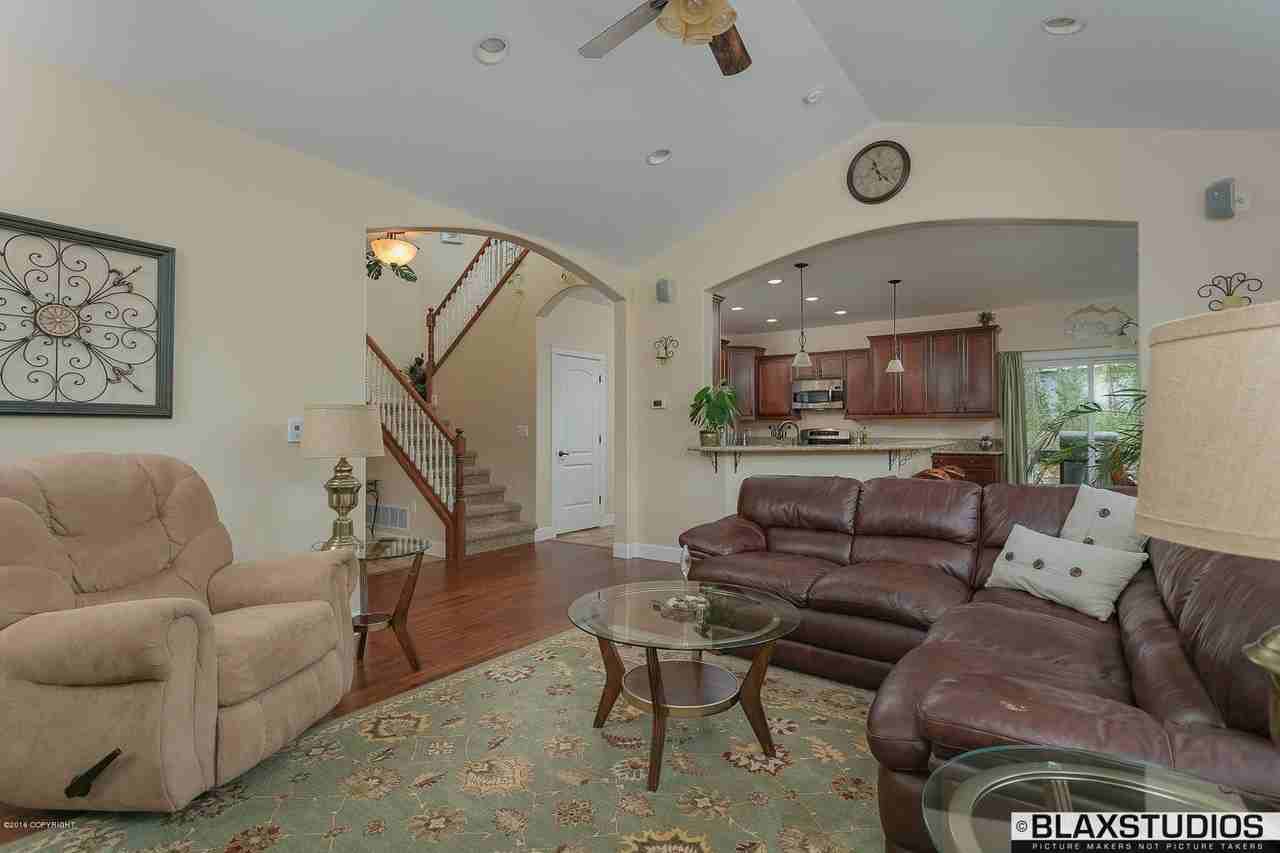 6149 N Kettle Dr #1 - Photo 4 of 20