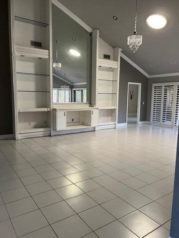 150 Cape Pointe Circle - Photo 3 of 8