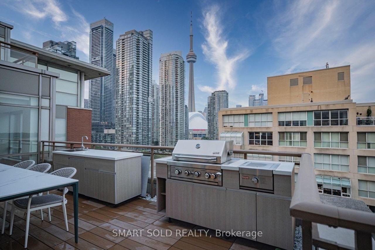 500 Queens Quay West - Photo 7 of 37