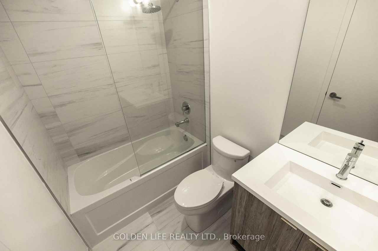 138 Downes Street #5606 - Photo 7 of 16