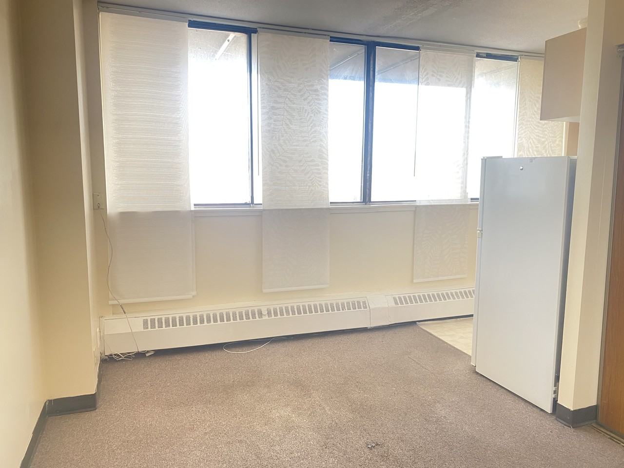 401 Princess Street #403 - Photo 3 of 5