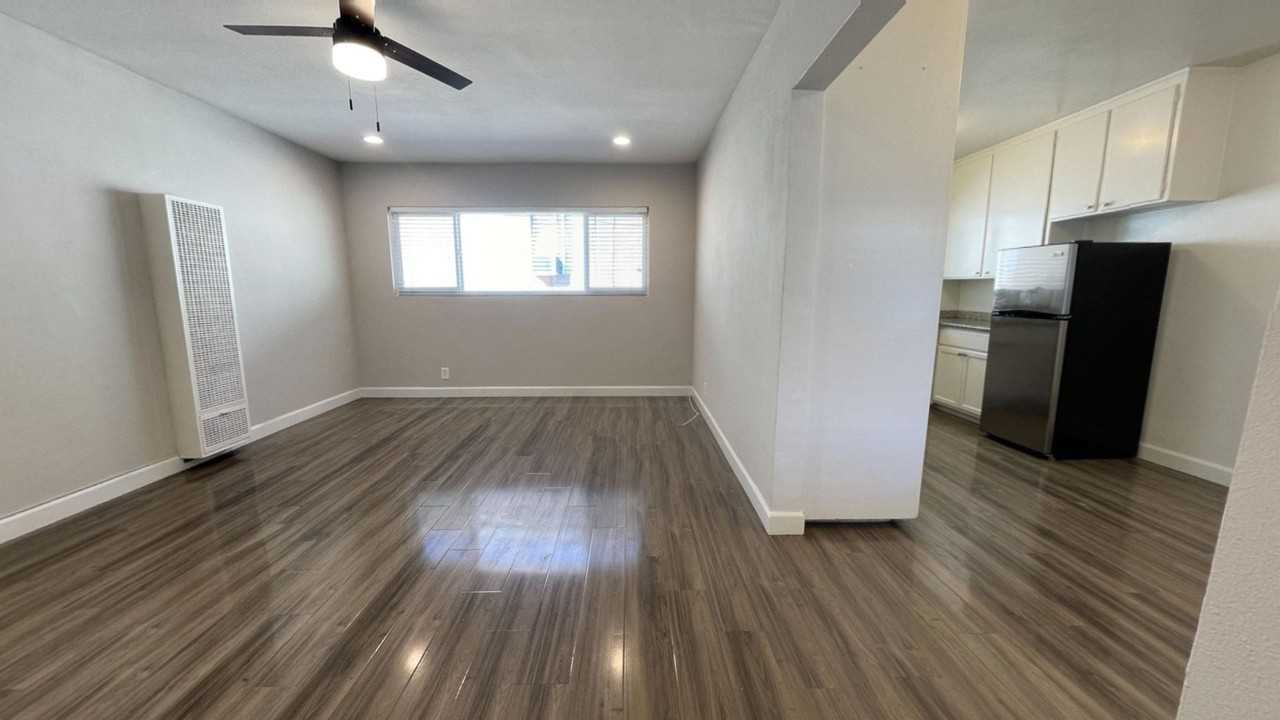 The Patio Apts...Newly Remodeled Gorgeous Apartments...CALL NOW! - Photo 6 of 7