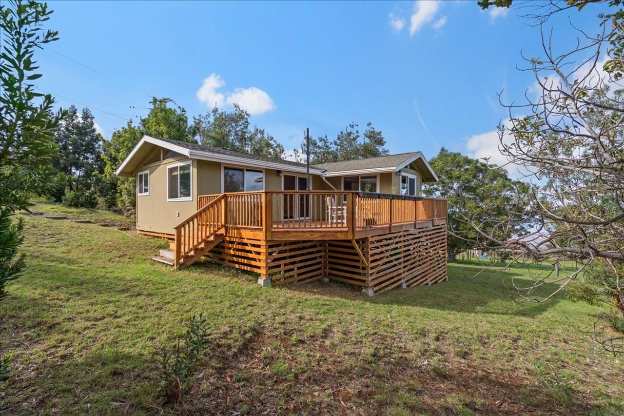 31 Hapapa Rd #B - Photo 3 of 43