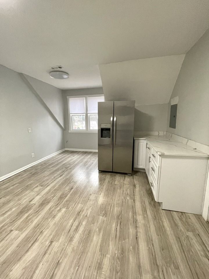 W Dakin St & N Marmora Ave #2 - Photo 5 of 14