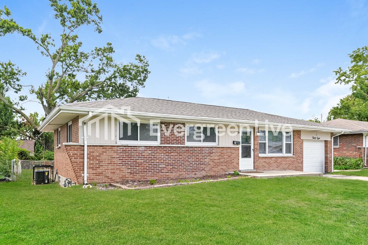38 Flamingo Dr - Photo 2 of 15