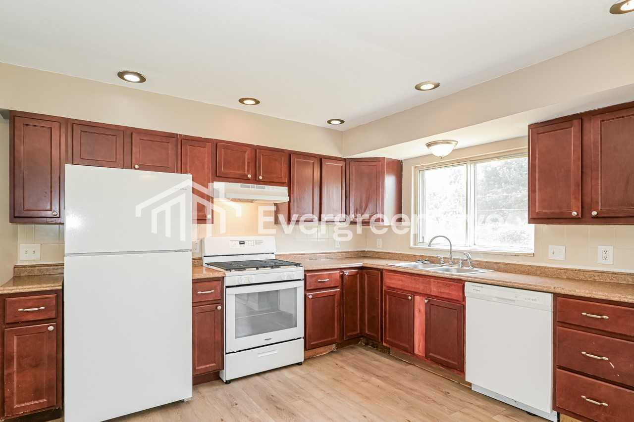 38 Flamingo Dr - Photo 4 of 15
