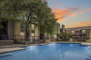 10401 N Lamar Blvd - Photo 1 of 1