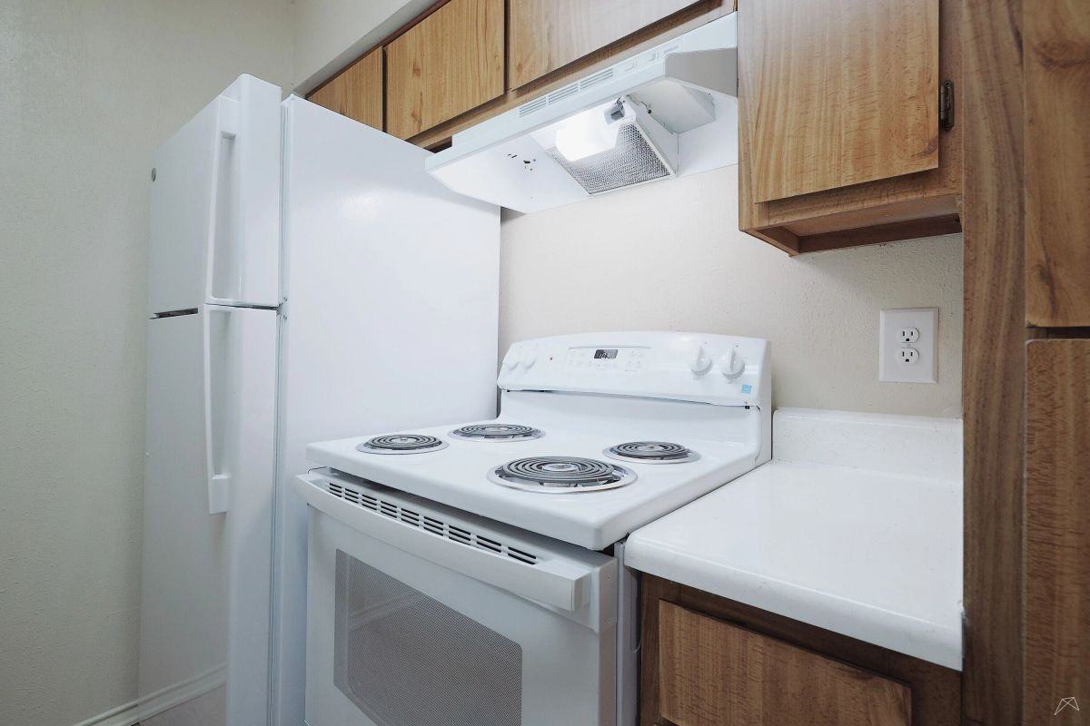 10401 N Lamar Blvd - Photo 3 of 6