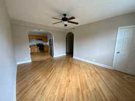 featured image of 894 Green Bay Rd