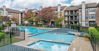 10300 Golden Meadow Dr - Photo 1 of 1