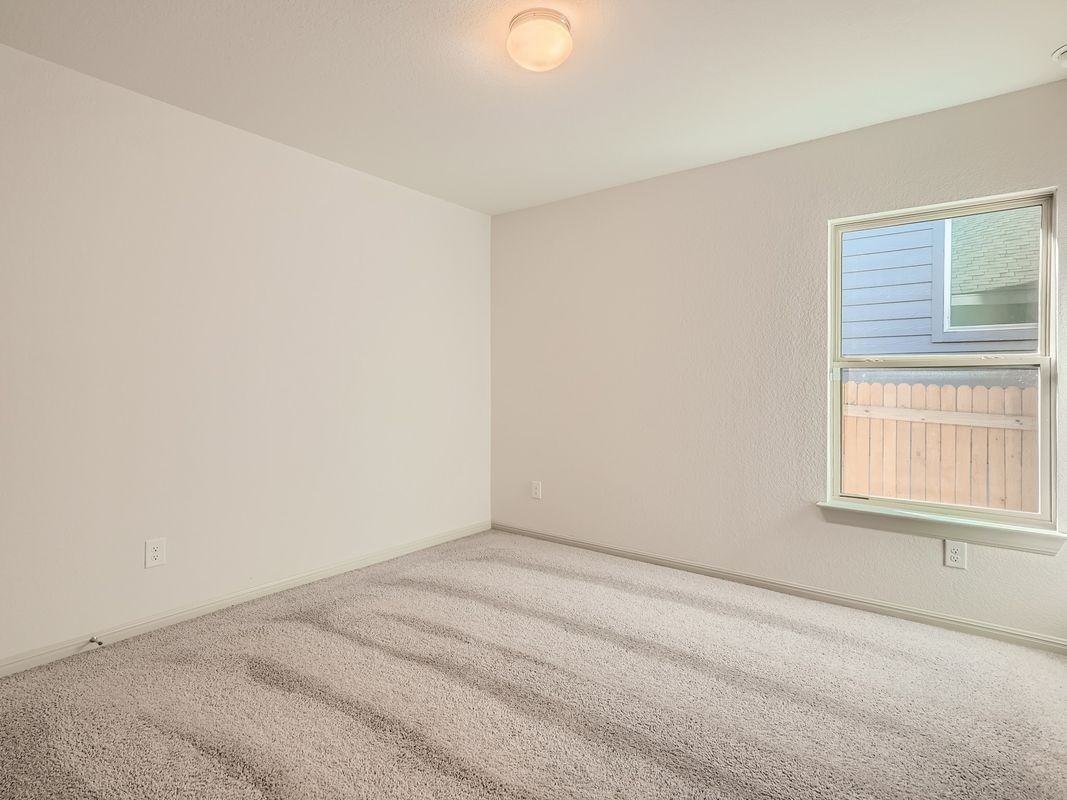 420 Stellar Wind Dr - Photo 7 of 9