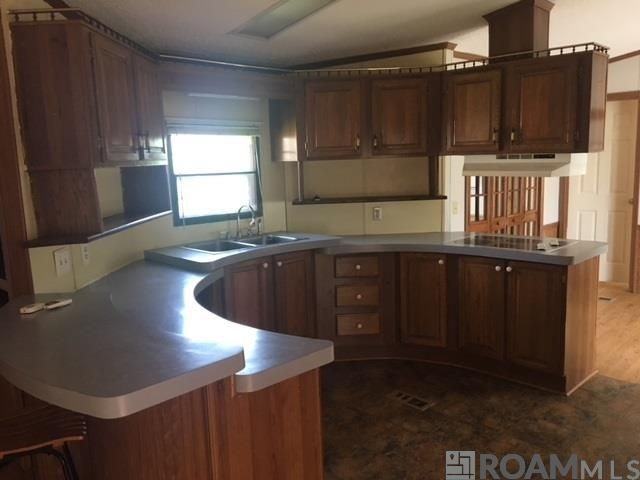7486 False River Rd - Photo 3 of 10