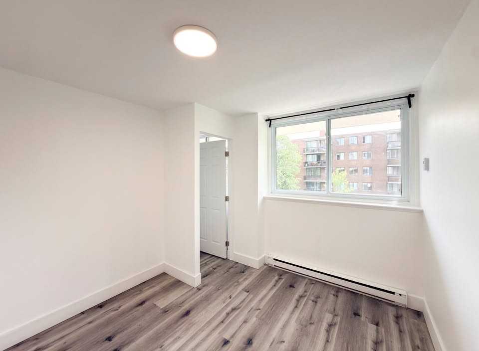 10355 Av Du Bois-De-Boulogne — photo 2