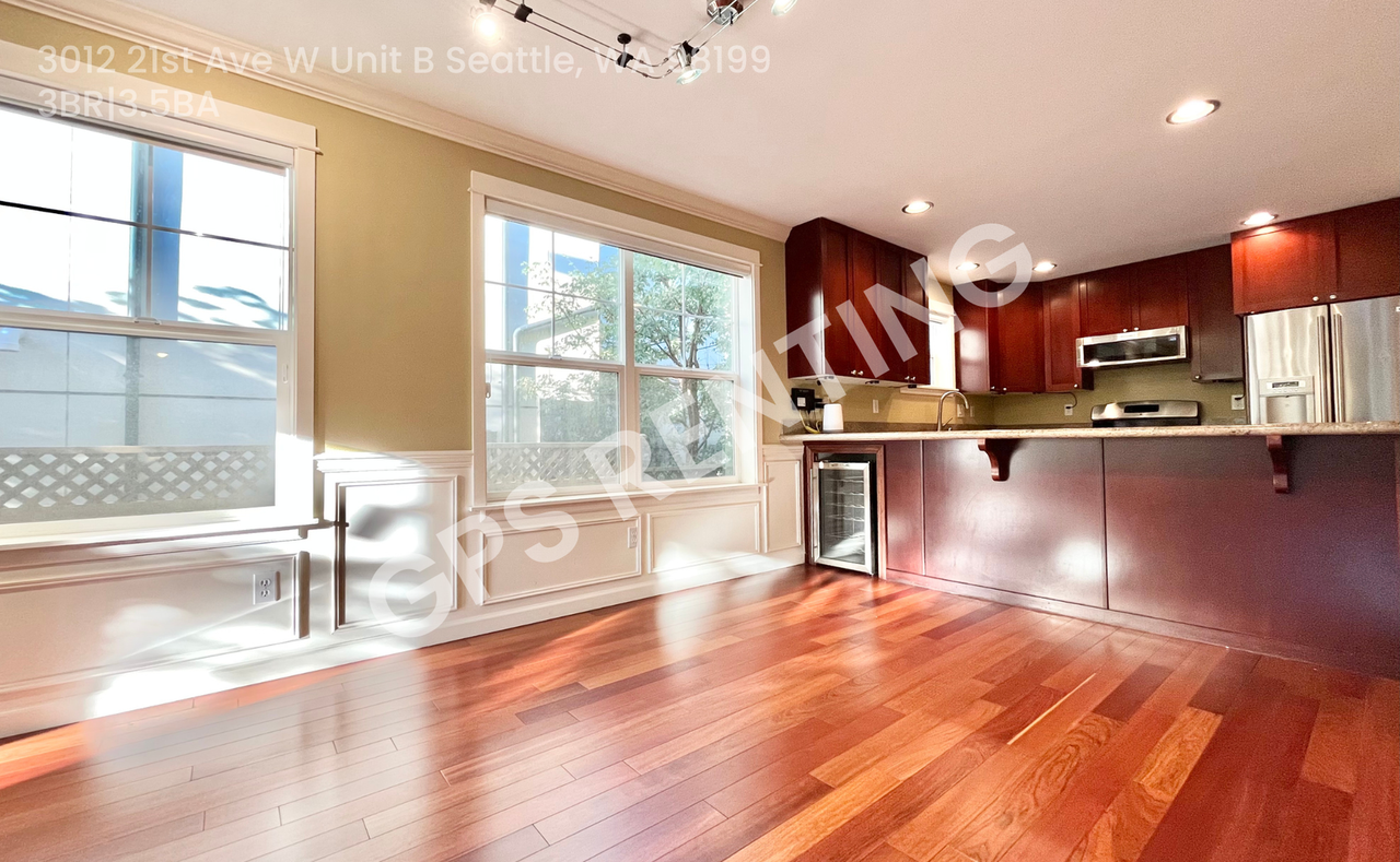 3012 21st Ave W #B - Photo 4 of 30