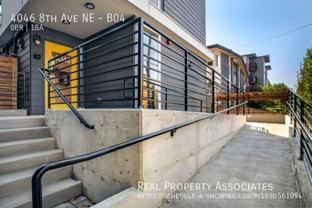 4046 8th Ave Ne #B04 - Photo 1 of 1