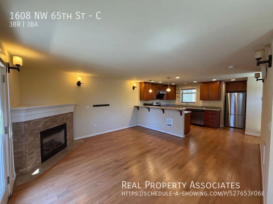1608 Nw 65th St #C - Photo 2 of 21