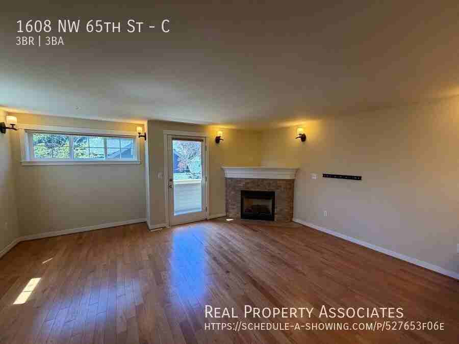 1608 Nw 65th St #C - Photo 3 of 21