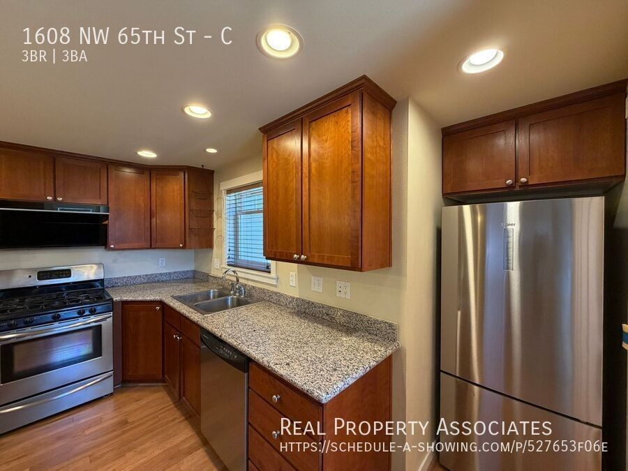 1608 Nw 65th St #C - Photo 7 of 21