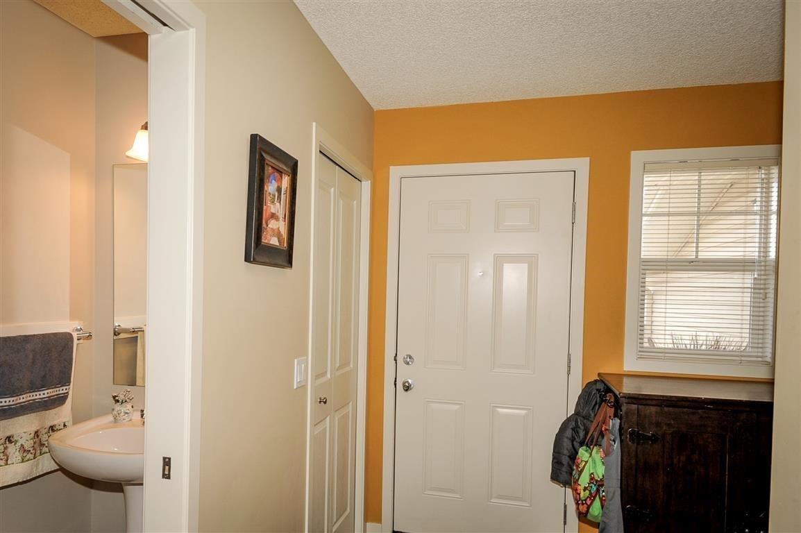 231 Cranston Rd SE - Photo 2 of 26