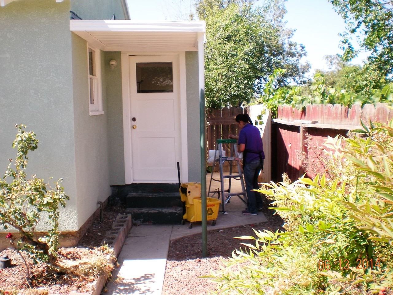 553 W Whittier Ave - Photo 2 of 12