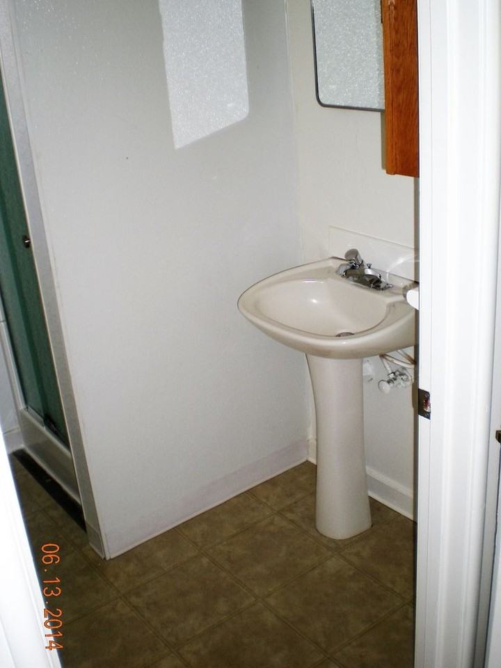 553 W Whittier Ave - Photo 6 of 12