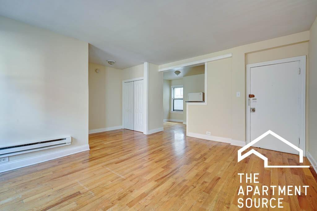 1347 N Dearborn St #605 - Photo 4 of 11